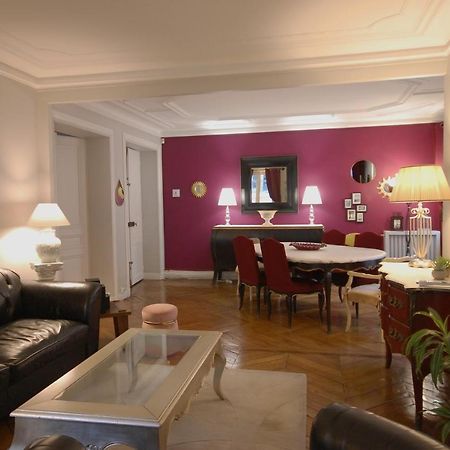 Two-Bedroom Apartment Champs-Elysees Paris Eksteriør billede