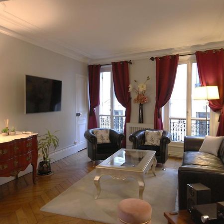 Two-Bedroom Apartment Champs-Elysees Paris Eksteriør billede