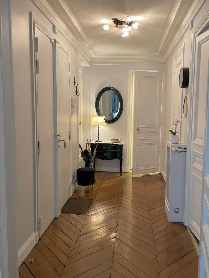 Two-Bedroom Apartment Champs-Elysees Paris Eksteriør billede