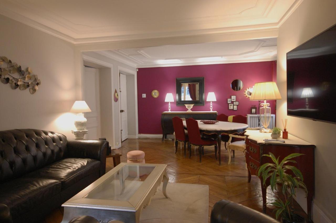 Two-Bedroom Apartment Champs-Elysees Paris Eksteriør billede